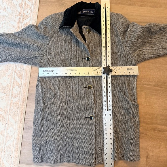 Vtg Herringbone Wool Blend Coat Black Velvet Collar Grey Womens 12 Quiet Luxury - Picture 7 of 7